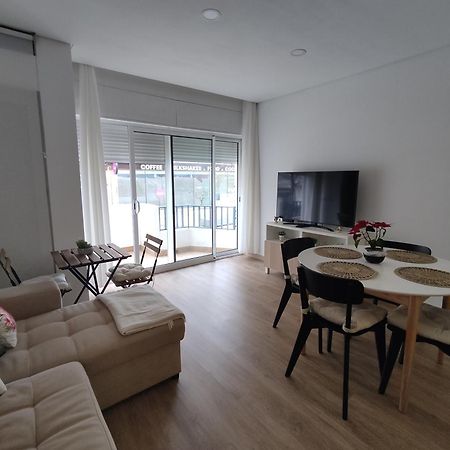 Appartamento T1 Rosa Dos Ventos, A/C & Terrace - Casas & Papeis Armação de Pêra Esterno foto