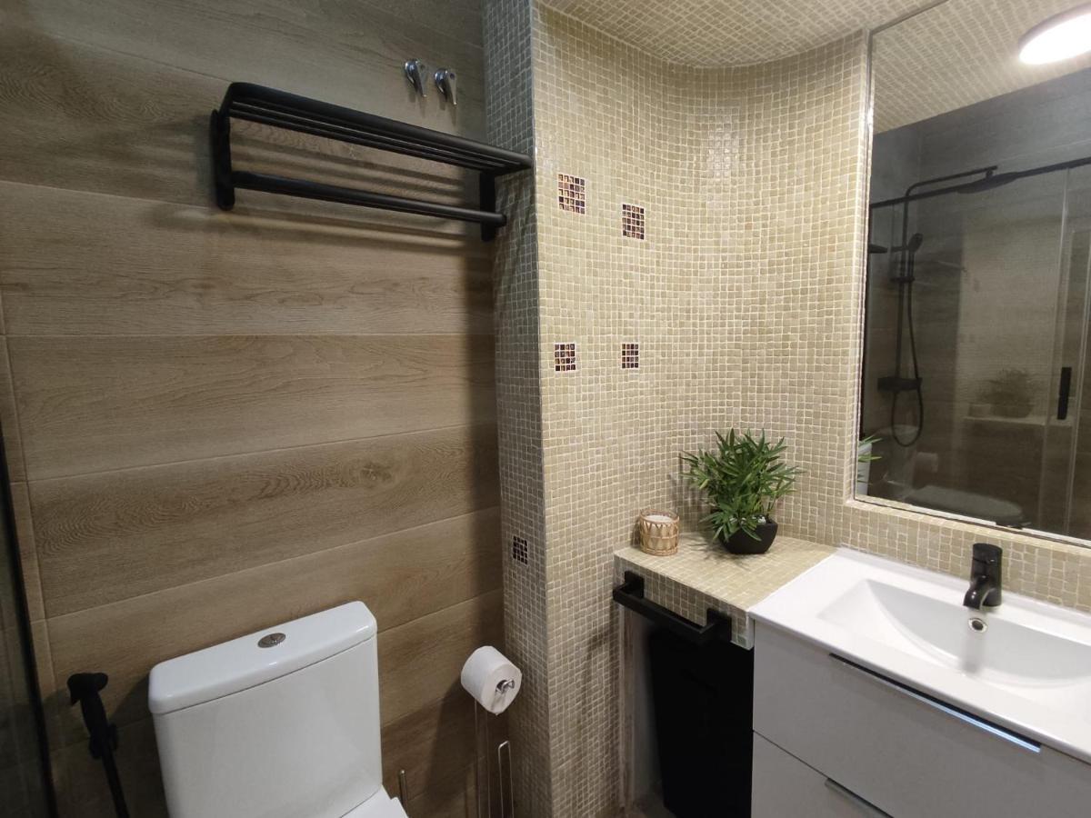 Appartamento T1 Rosa Dos Ventos, A/C & Terrace - Casas & Papeis Armação de Pêra Esterno foto