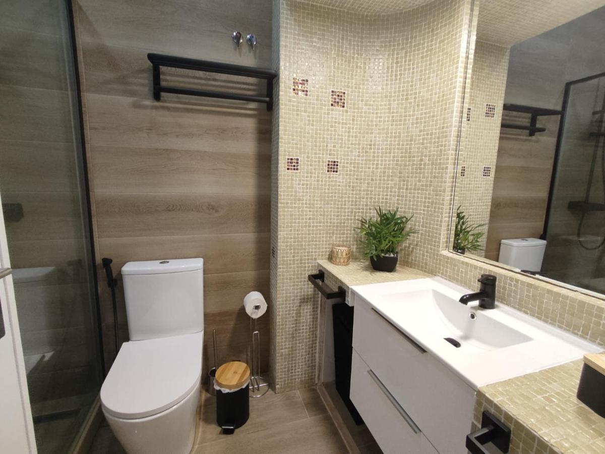 Appartamento T1 Rosa Dos Ventos, A/C & Terrace - Casas & Papeis Armação de Pêra Esterno foto